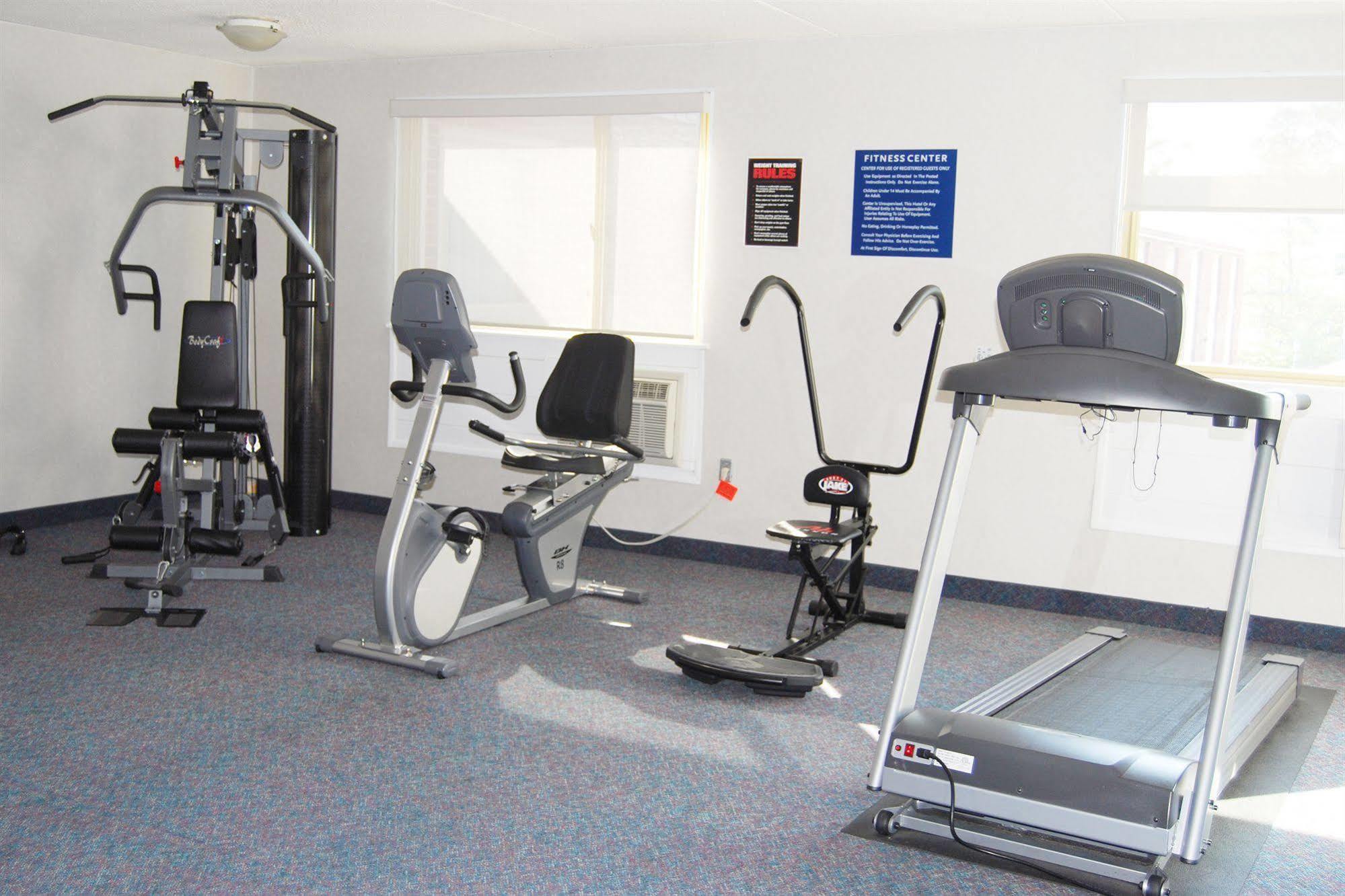 Days Inn By Wyndham Bridgewater Conference Center Экстерьер фото